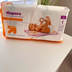 *(Unbranded) New pack of baby Diapers*